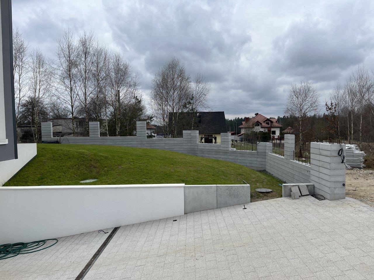 Ogrodzenie z bloczków ROMBUD